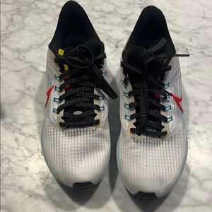 Nike Women’s Air Pegasus 39